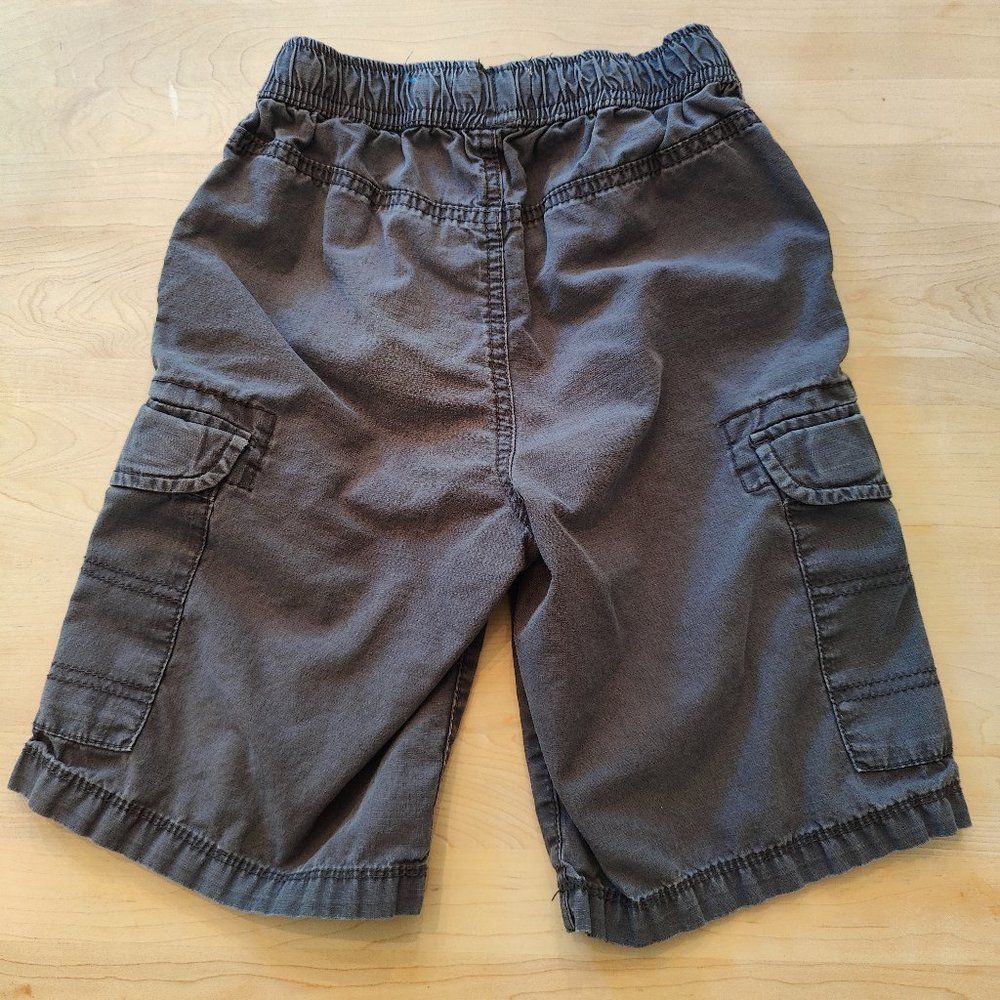 Boy's Dark Kahki Style Shorts Size 8 from 1989 Place -  Great condition!
